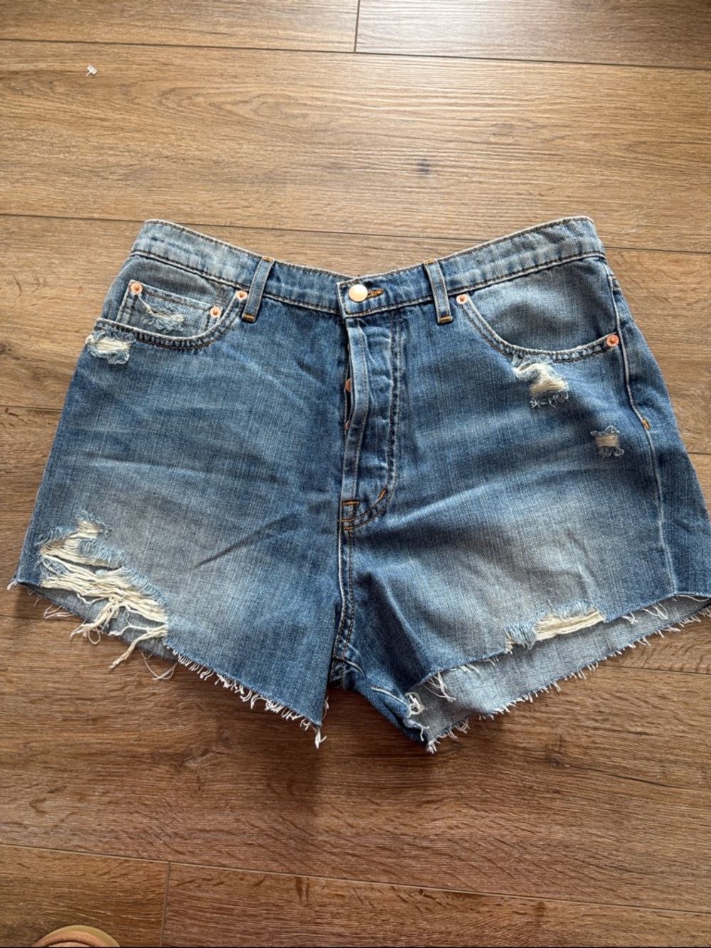 Modern American East Side Short